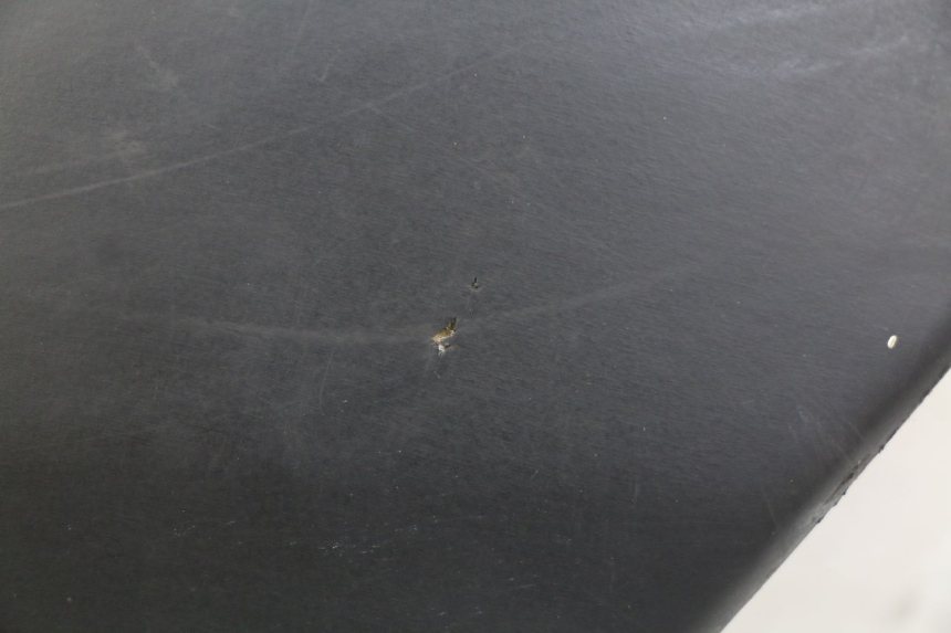 photo de SELLE PEUGEOT FOX 50 (1995 - 2003) - Zoom auf Gebrauchszustand