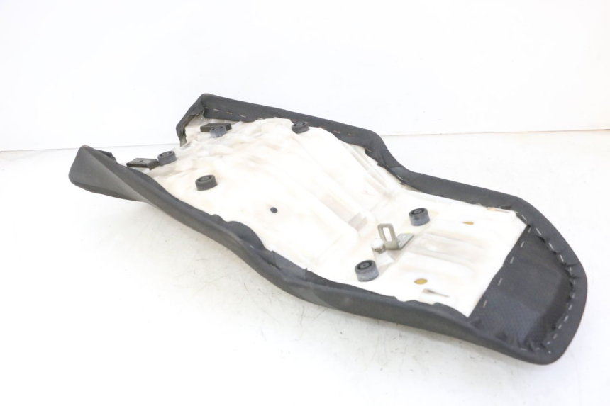 photo de SITZ YAMAHA FZ6 FAZER S2 600 (2007 - 2011) - Technische Nahaufnahme