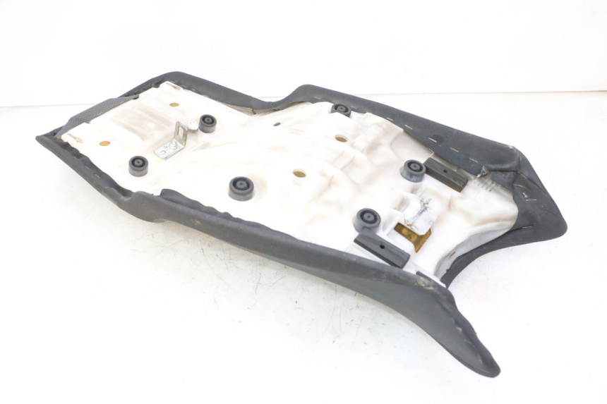 photo de SITZ YAMAHA FZ6 FAZER S2 600 (2007 - 2011) - Oberflächenzustand und Material