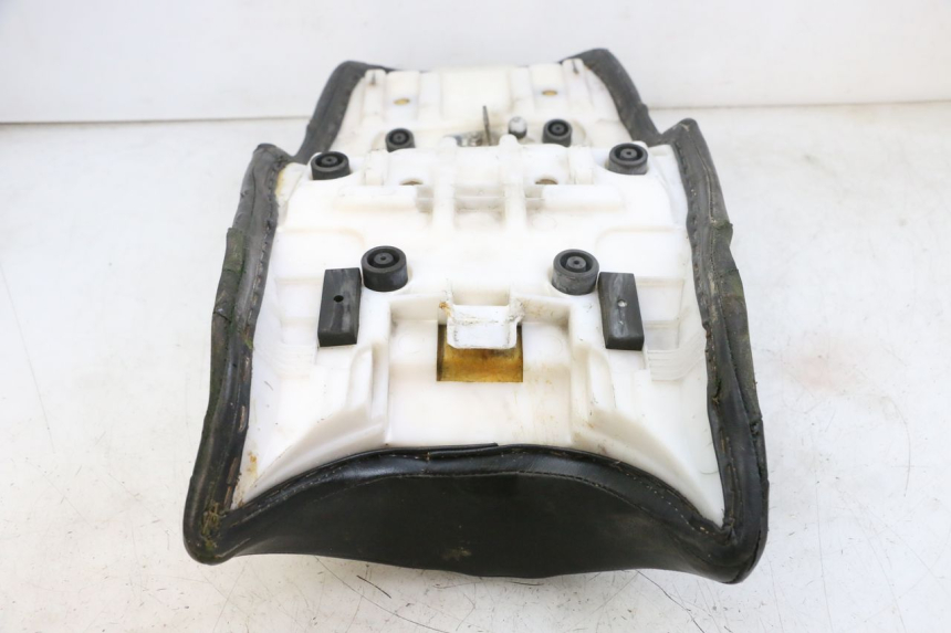 photo de SITZ YAMAHA FZ6 N FAZER 600 (2004 - 2006) - Technische Nahaufnahme