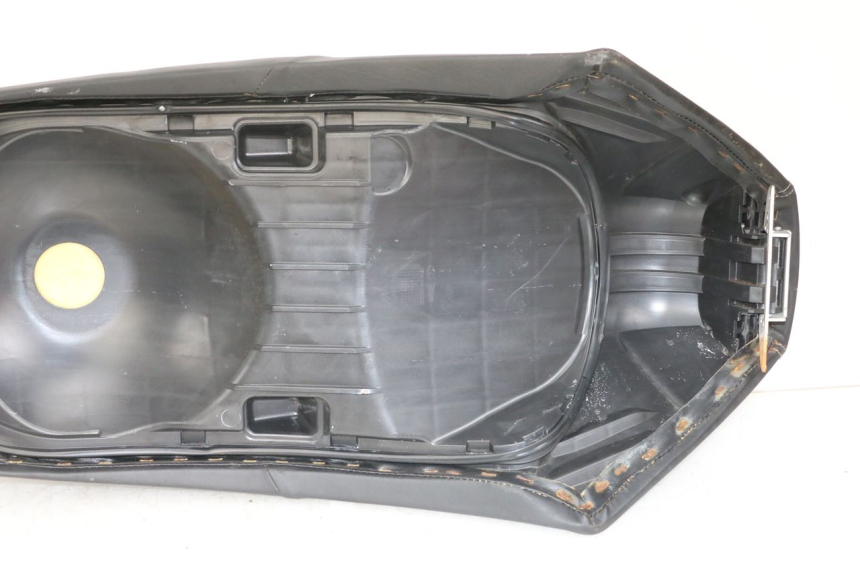 photo de SITZ PEUGEOT GEOPOLIS RS 125 (2007 - 2009) - Weitere Ansicht des Artikels