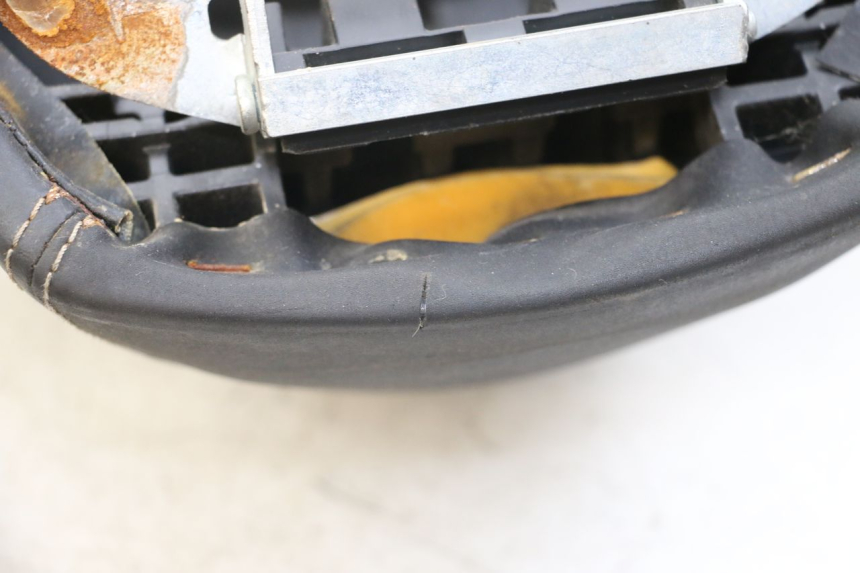 photo de SITZ PEUGEOT GEOPOLIS RS 125 (2007 - 2009) - Oberflächenzustand und Material