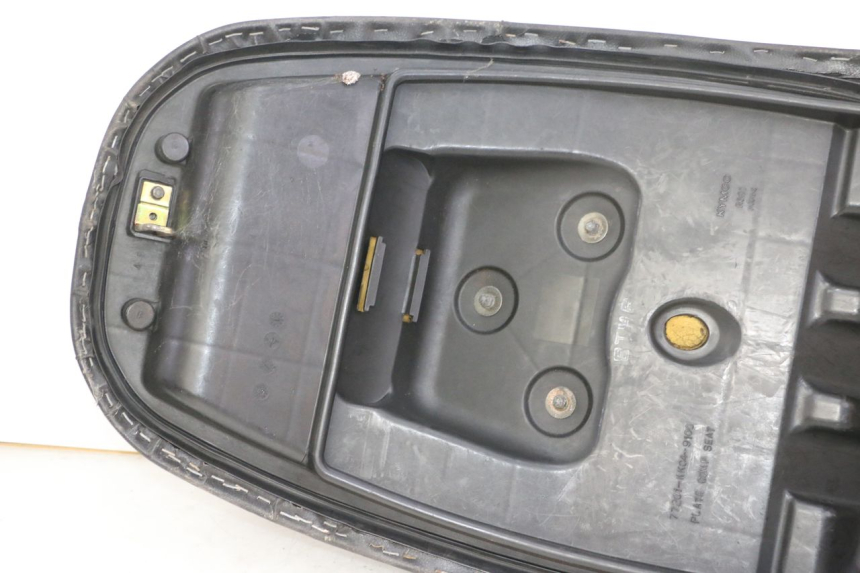 photo de SITZ KYMCO GRAND DINK 125 (2002 - 2007) - Ergänzendes Produktfoto