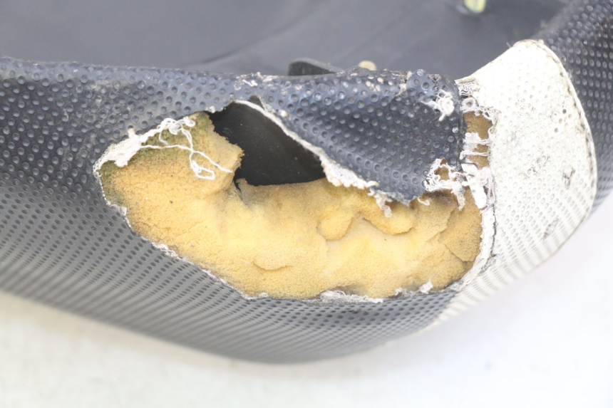 photo de SITZBANK TNT MOTOR GRIDO 2T 50 (2010 - 2019) - Zoom auf Gebrauchszustand