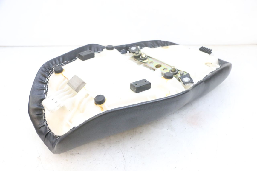 photo de SITZ SUZUKI GSF N BANDIT 600 (1996 - 1999) - Zoom auf Gebrauchszustand