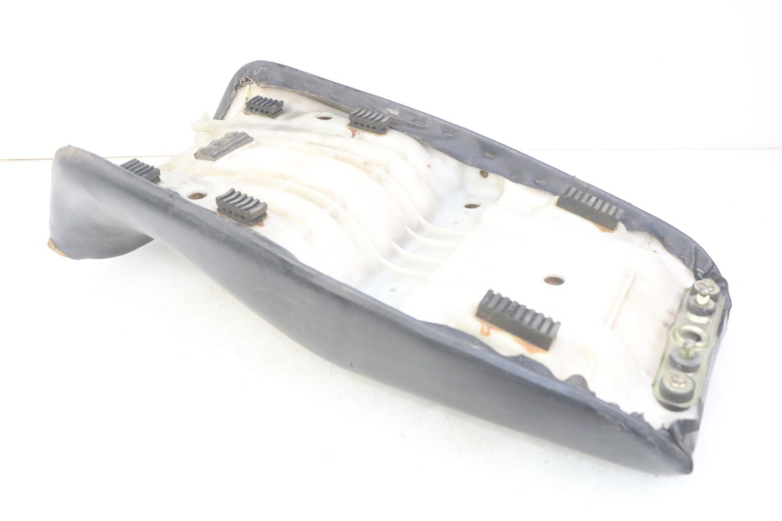 photo de SELLE SUZUKI GSX-F GSX  F 1100 (1988 - 1994) - Detailansicht des Bauteils