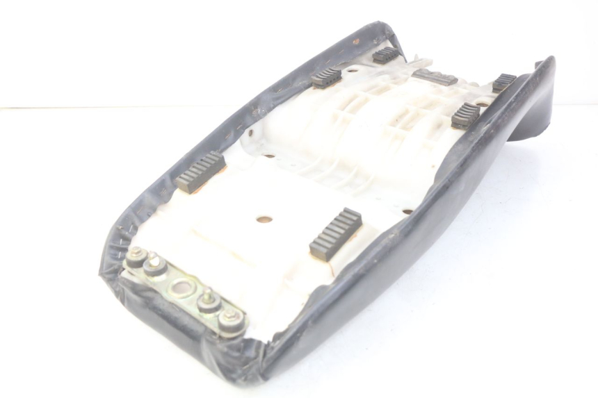 photo de SELLE SUZUKI GSX-F GSX  F 1100 (1988 - 1994) - Technische Nahaufnahme