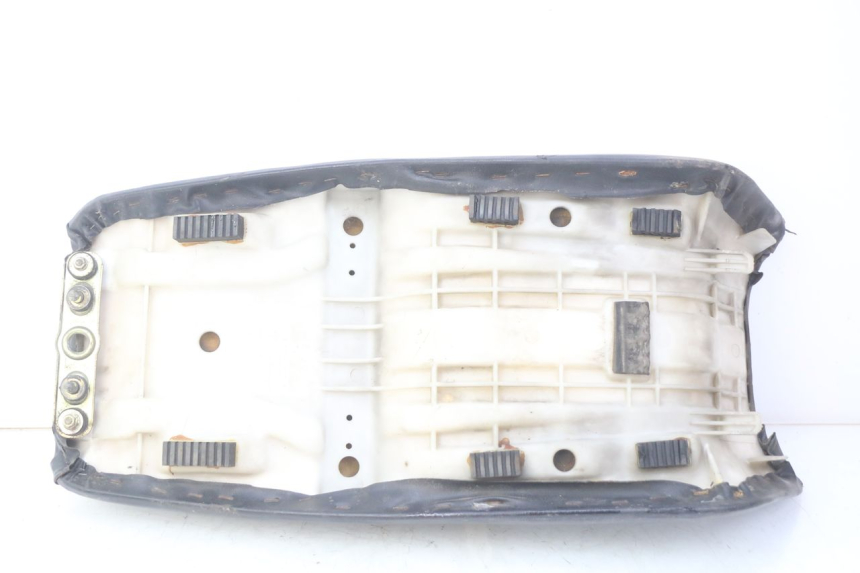 photo de SELLE SUZUKI GSX-F GSX  F 1100 (1988 - 1994) - Gesamtansicht des Produkts