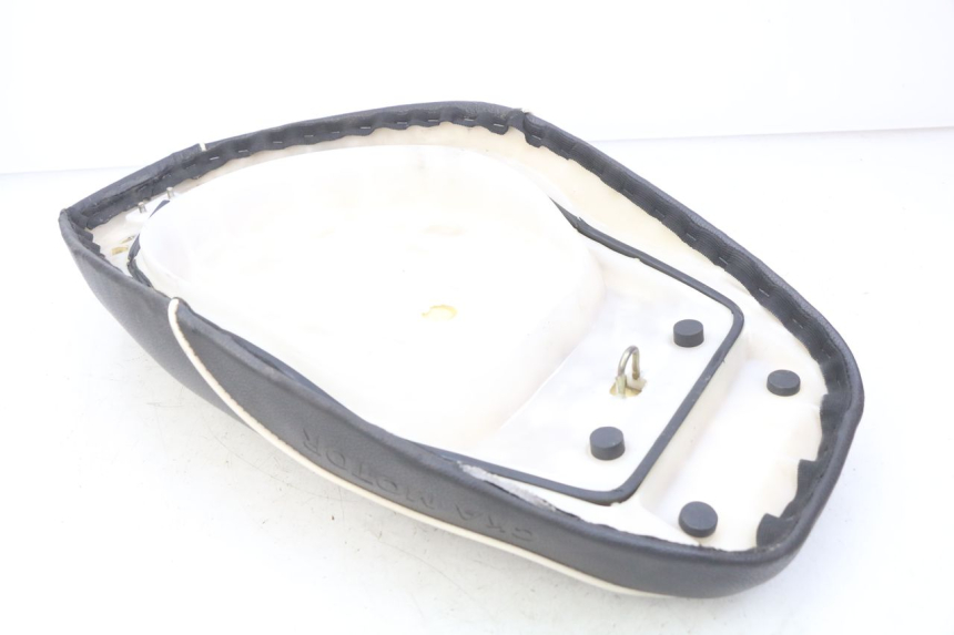 photo de SITZBANK EUROCKA GTR 50 (2018 - 2021) - Zoom auf Gebrauchszustand