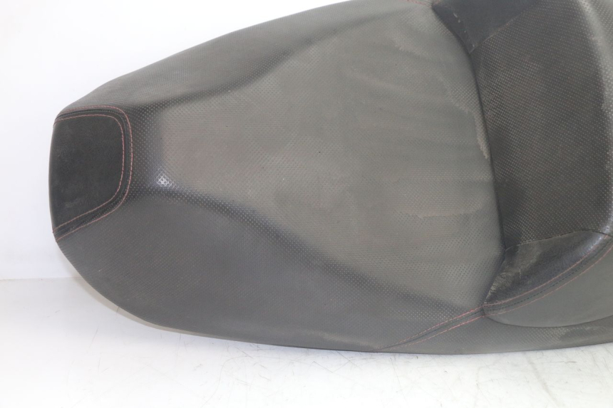 photo de SITZ SYM GTS EVO 125 (2009 - 2013) - Detailansicht des Bauteils