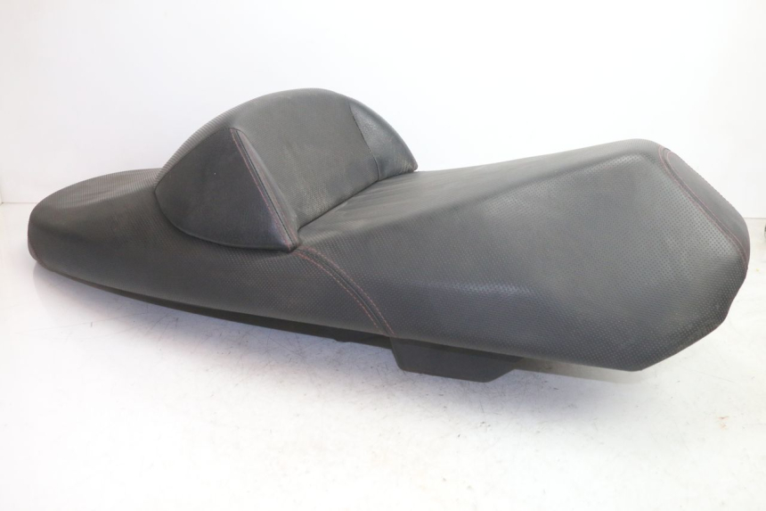 photo de SITZ SYM GTS EVO 125 (2009 - 2013) - Details der Befestigungspunkte