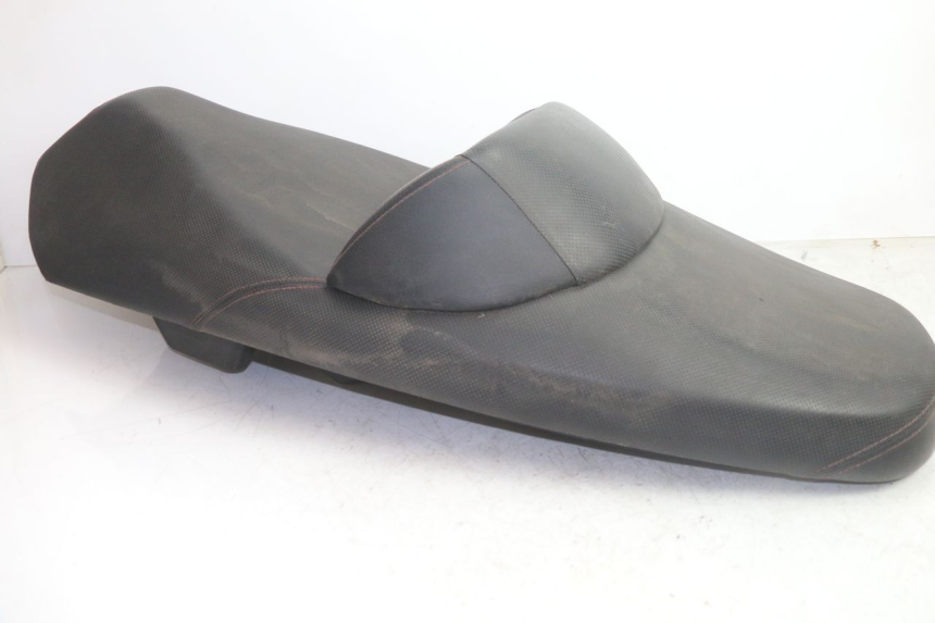 photo de SITZ SYM GTS EVO 125 (2009 - 2013) - Oberflächenzustand und Material