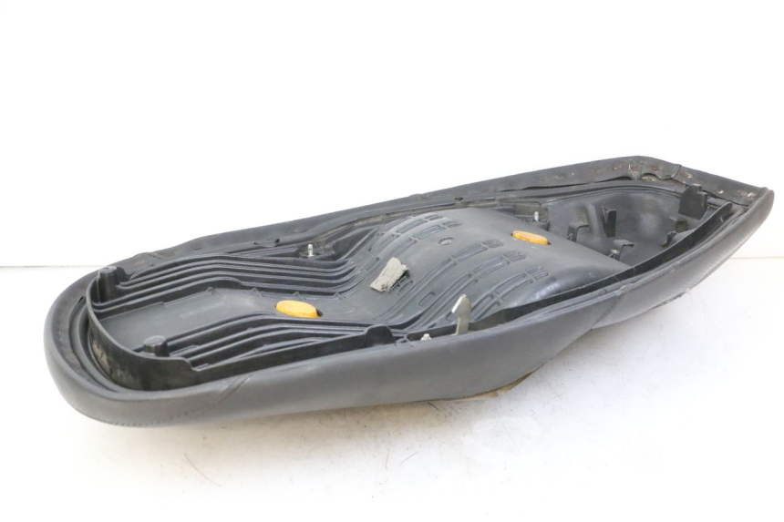 photo de SELLE HONDA FES S-WING SWING ABS 125 (2007 - 2015) - Weitere Ansicht des Artikels