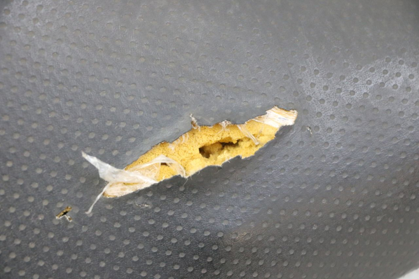 photo de SELLE HONDA FES S-WING SWING ABS 125 (2007 - 2015) - Oberflächenzustand und Material