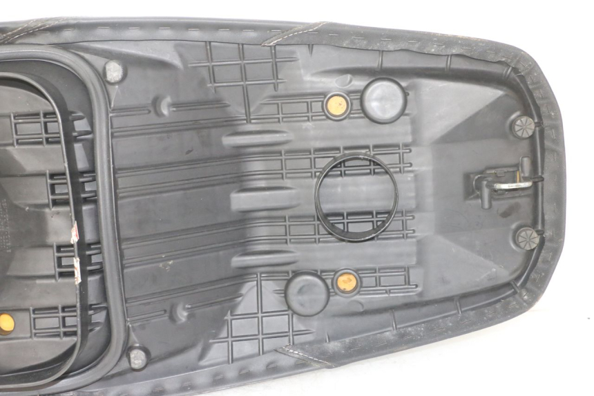 photo de SITZ HONDA SH i 300 (2015 - 2020) - Charakteristische Merkmale