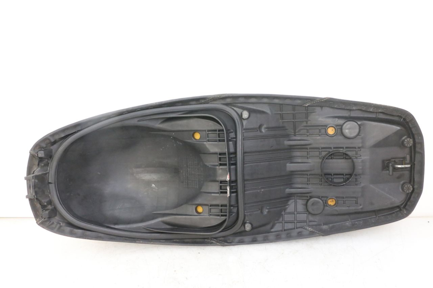 photo de SITZ HONDA SH i 300 (2015 - 2020) - Zoom auf Komponenten