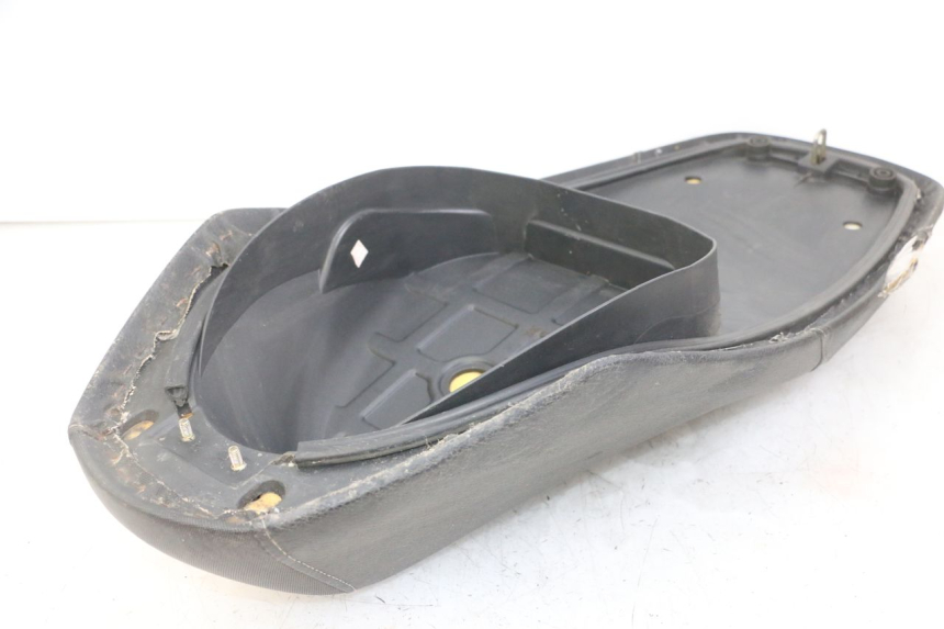 photo de SELLE SYM JET 14 4T 50 (2018 - 2022) - Details der Befestigungspunkte