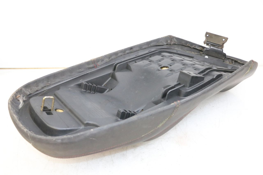 photo de SITZ SYM JOYRIDE EVO 125 (2009 - 2016) - Zoom auf Gebrauchszustand