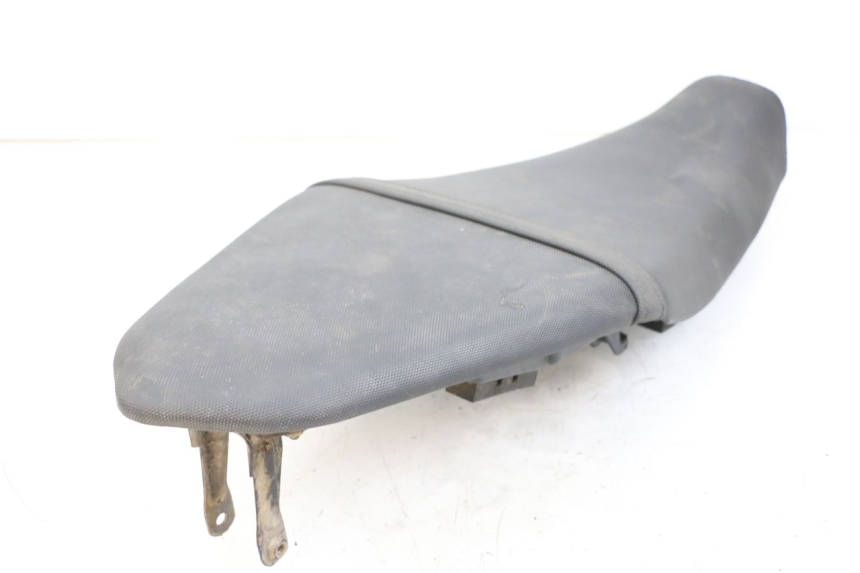 photo de SITZ KYMCO K-PW K-PIPE 50 (2012 - 2017) - Details der Befestigungspunkte