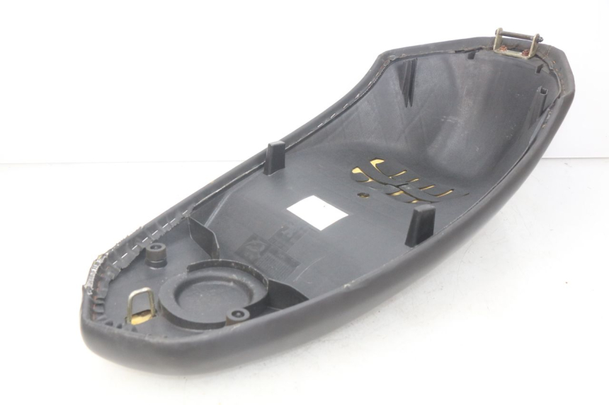 photo de SELLE PEUGEOT KISBEE 2T 50 (2010 - 2017) - Weitere Ansicht des Artikels