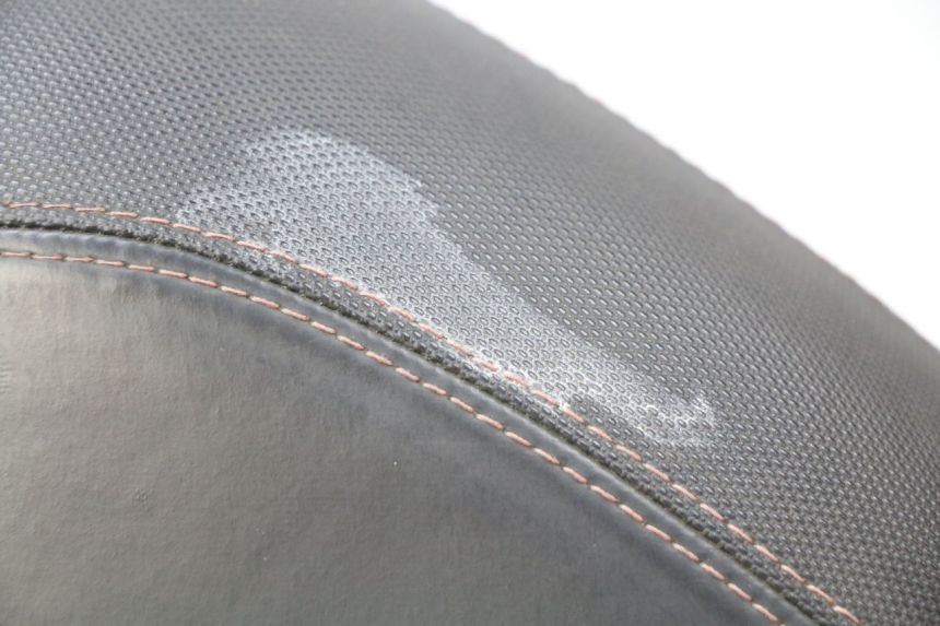 photo de SELLE PEUGEOT KISBEE 2T 50 (2010 - 2017) - Kennzeichnungen und Originalreferenzen