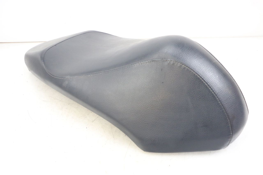 photo de SITZ PEUGEOT KISBEE 2T 50 (2018 - 2022) - Detailansicht des Bauteils