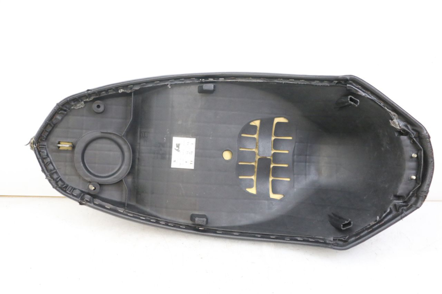 photo de SITZ PEUGEOT KISBEE 2T 50 (2018 - 2022) - Weitere Ansicht des Artikels