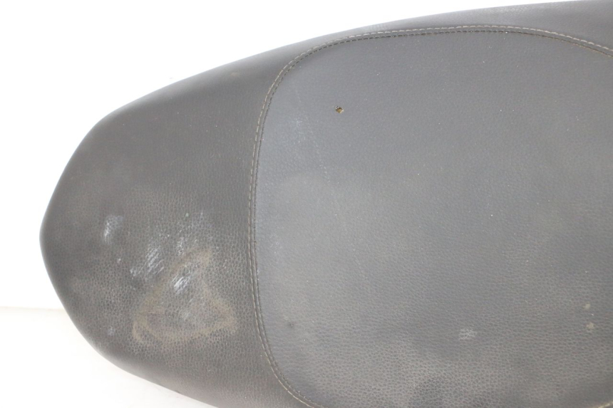 photo de SELLE PEUGEOT KISBEE 2T 50 (2010 - 2017) - Qualität der Gebrauchtware