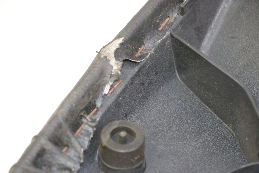 photo de SELLE PEUGEOT KISBEE 2T 50 (2010 - 2017) - Alternative Perspektive