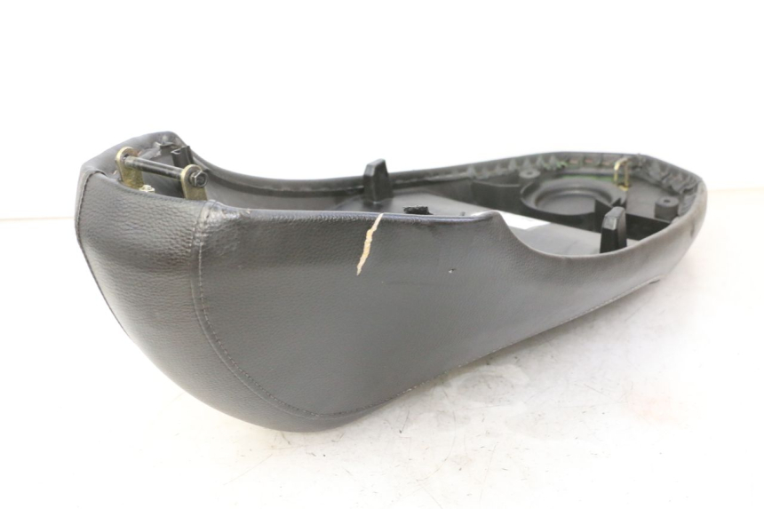 photo de SELLE PEUGEOT KISBEE 2T 50 (2010 - 2017) - Weitere Ansicht des Artikels