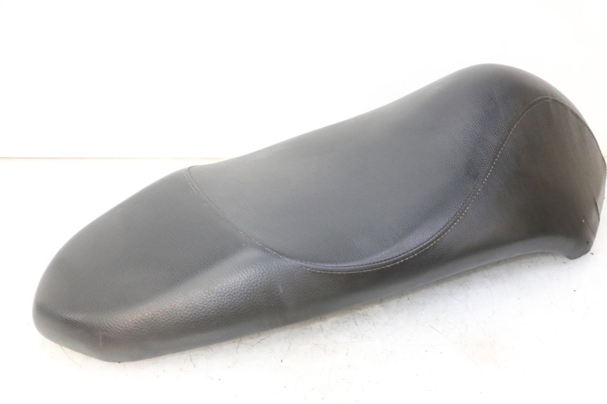 photo de SELLE PEUGEOT KISBEE 2T 50 (2010 - 2017) - Alternative Perspektive