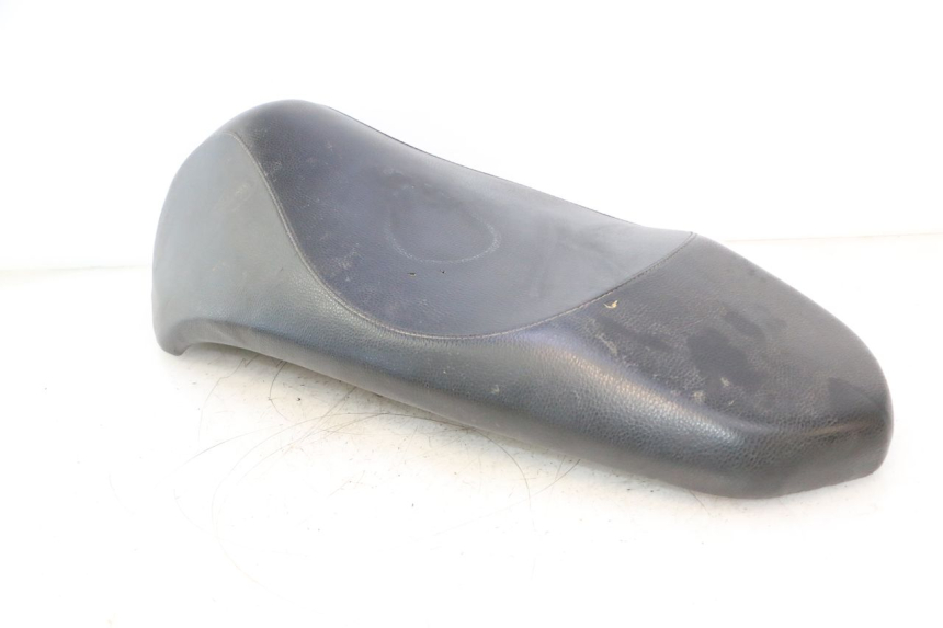 photo de SELLE PEUGEOT KISBEE 2T 50 (2010 - 2017) - Detaillierte Sichtprüfung