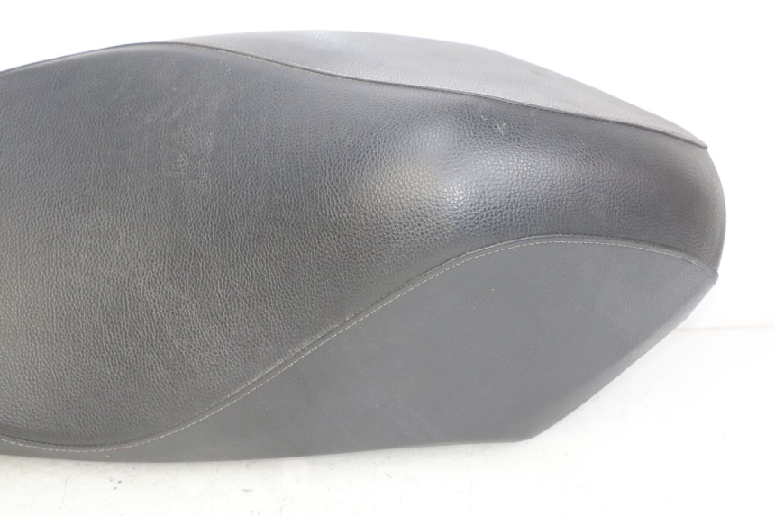 photo de SELLE PEUGEOT KISBEE 4T 50 (2018 - 2022) - Zoom auf Komponenten