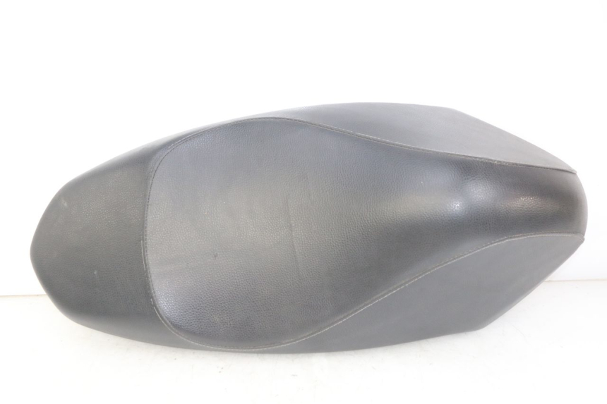 photo de SELLE PEUGEOT KISBEE 4T 50 (2018 - 2022) - Hauptansicht