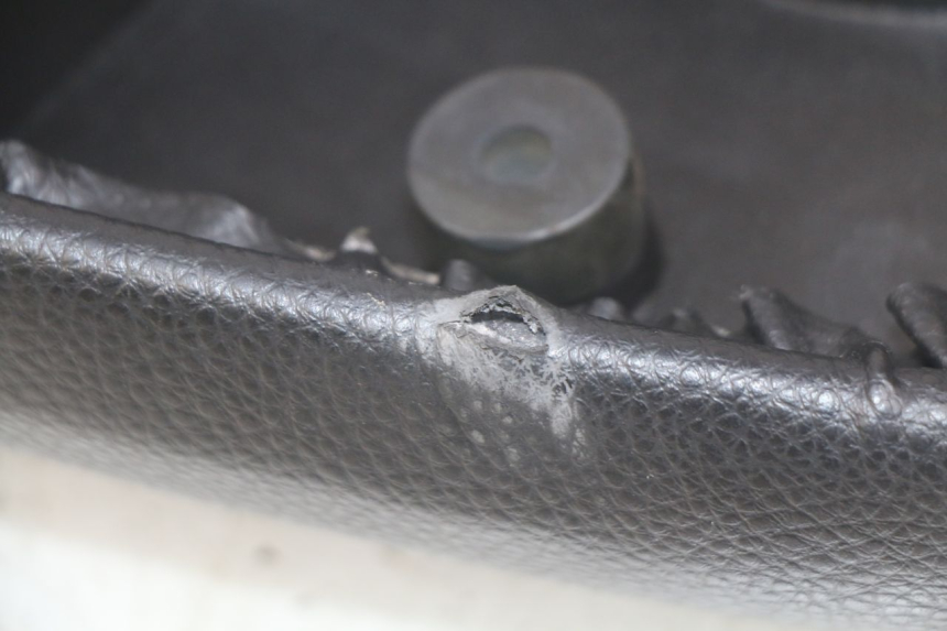 photo de SELLE PEUGEOT KISBEE 4T 50 (2018 - 2022) - Charakteristische Merkmale