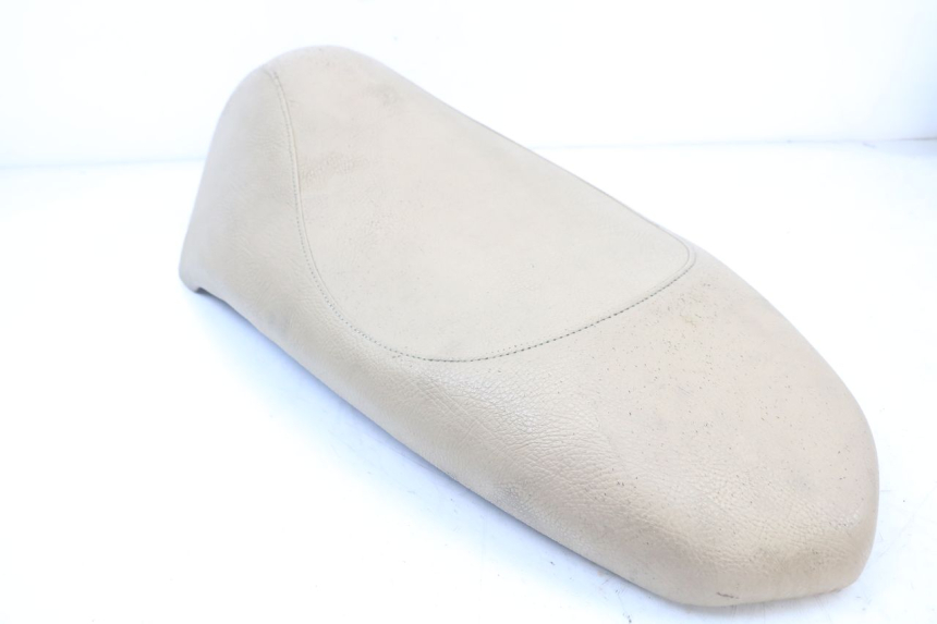 photo de SELLE PEUGEOT KISBEE 4T 50 (2010 - 2017) - Oberflächenzustand und Material