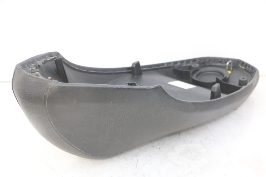 photo de SELLE PEUGEOT KISBEE 4T 50 (2018 - 2022) - Oberflächenzustand und Material