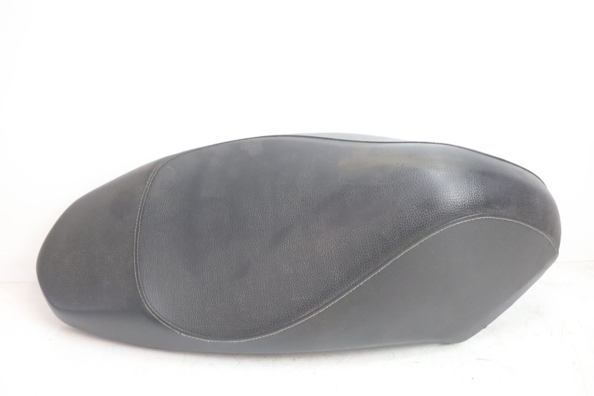 photo de SELLE PEUGEOT KISBEE 4T 50 (2018 - 2022) - Hauptansicht