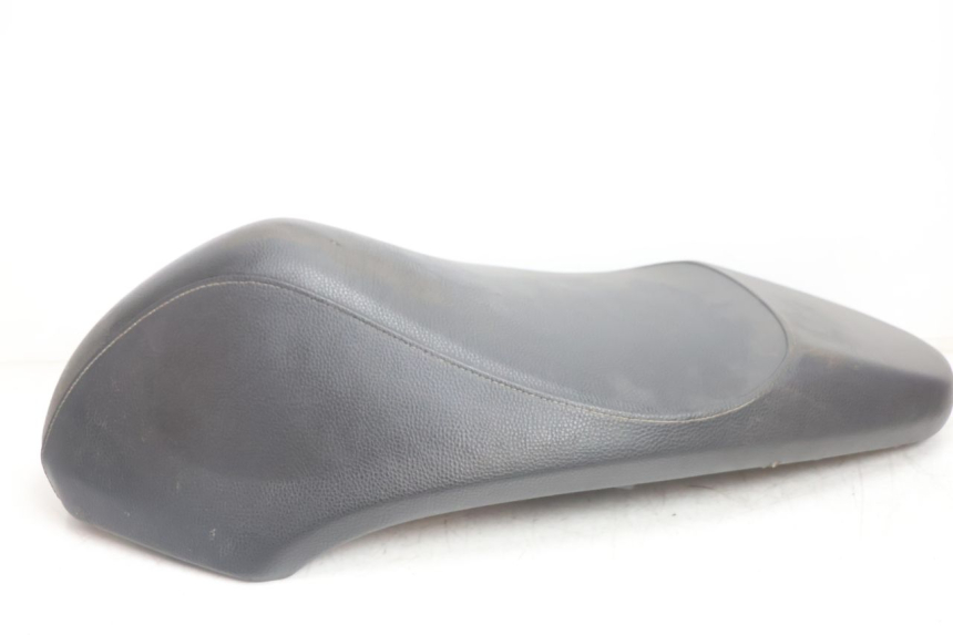 photo de SELLE PEUGEOT KISBEE 4T 50 (2018 - 2022) - Technische Nahaufnahme