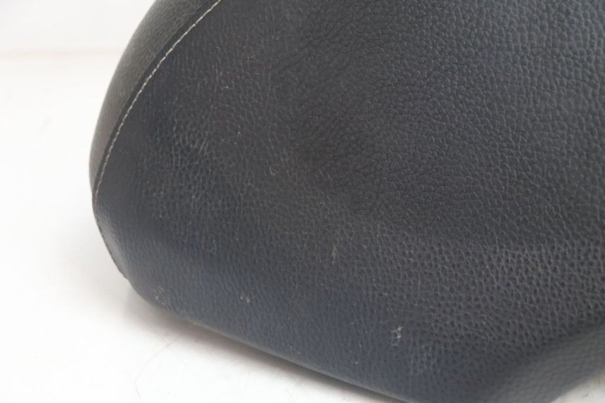 photo de SELLE PEUGEOT KISBEE 4T 50 (2018 - 2022) - Gesamtansicht des Produkts
