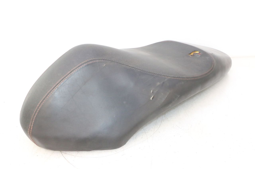 photo de SELLE PEUGEOT KISBEE 4T 50 (2010 - 2017) - Hauptansicht