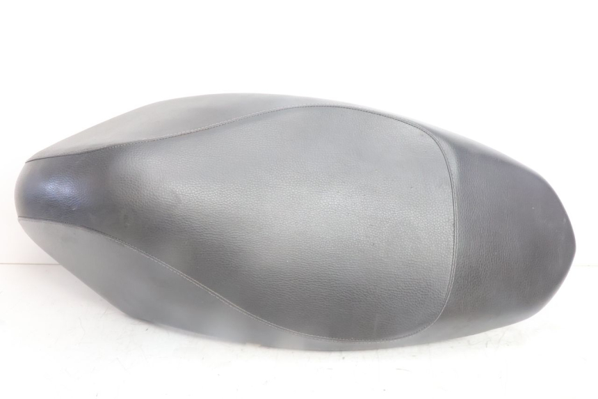 photo de SELLE PEUGEOT KISBEE 4T 50 (2010 - 2017) - Hauptansicht