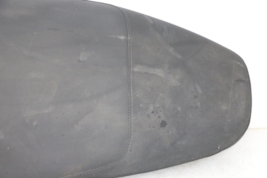 photo de SITZ KYMCO PEOPLE S 125 (2000 - 2008) - Zoom auf Komponenten