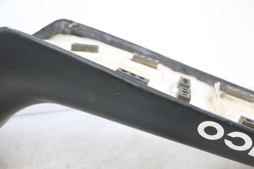 photo de SITZ KYMCO STRYKER OFF ROAD 125 (1999 - 2005) - Zoom auf Gebrauchszustand