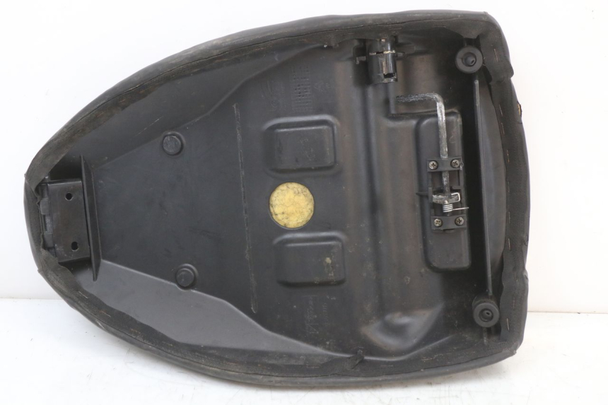 photo de SITZ PIAGGIO LIBERTY 4T 50 (2018 - 2021) - Alternative Perspektive