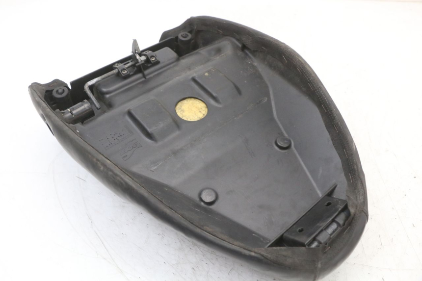 photo de SITZ PIAGGIO LIBERTY 4T 50 (2018 - 2021) - Technische Nahaufnahme