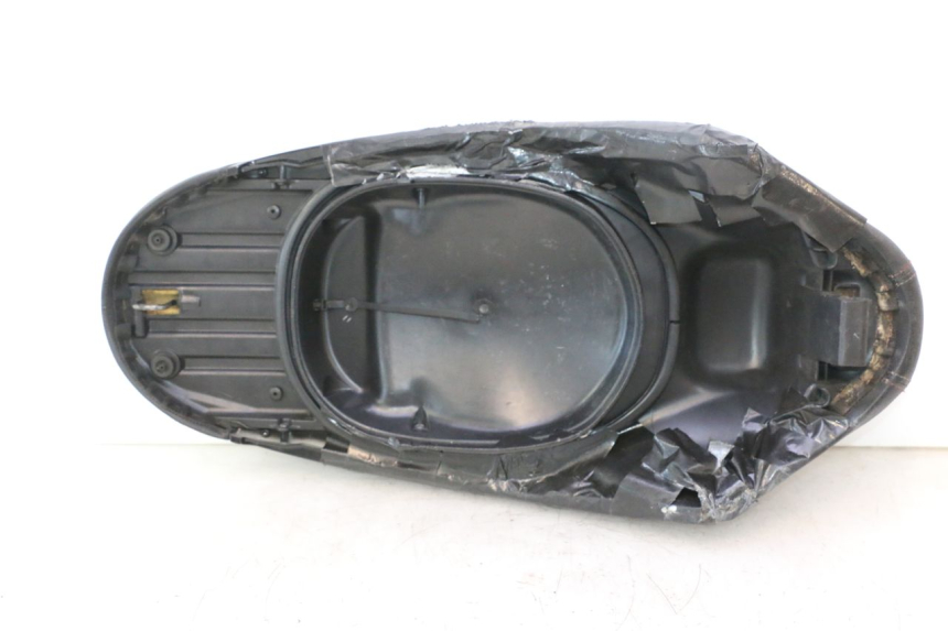 photo de SITZ PIAGGIO LIBERTY IGET 4T 50 (2021 - 2025) - Detailansicht des Bauteils