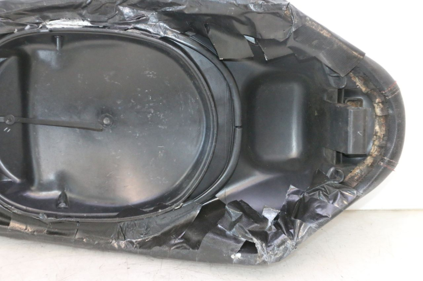 photo de SITZ PIAGGIO LIBERTY IGET 4T 50 (2021 - 2025) - Alternative Perspektive