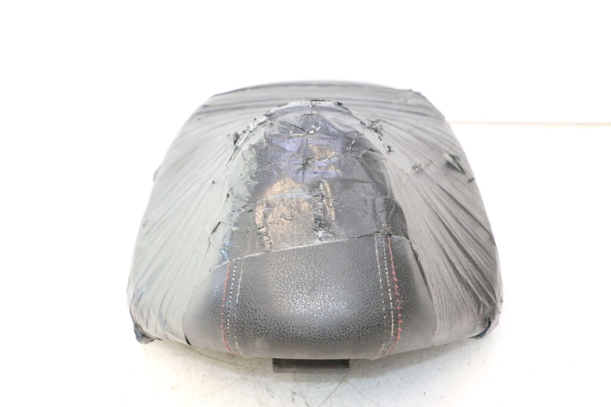 photo de SITZ PIAGGIO LIBERTY IGET 4T 50 (2021 - 2025) - Details der Befestigungspunkte