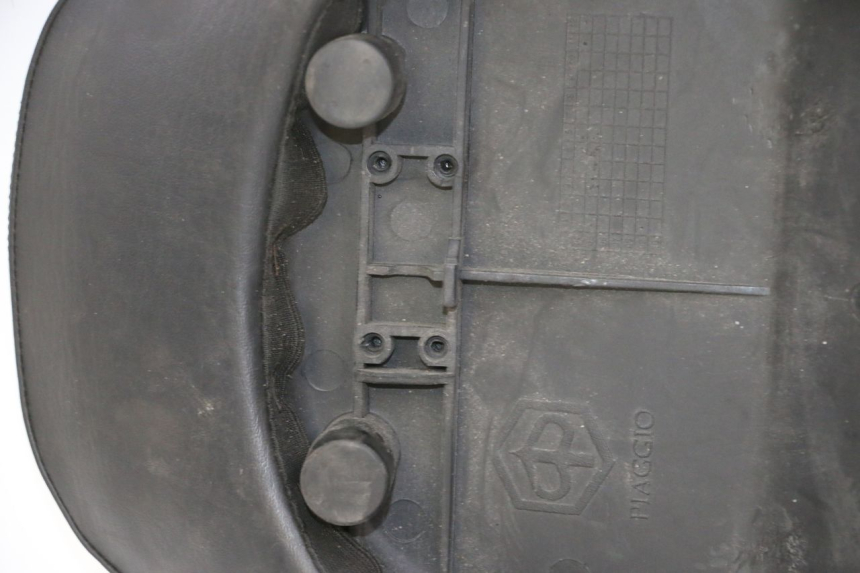 photo de SITZ PIAGGIO LIBERTY 125 (1998 - 2008) - Charakteristische Merkmale